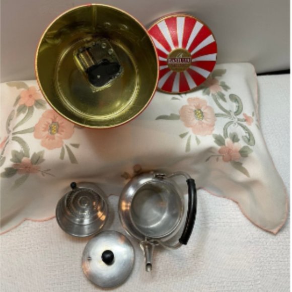 TeaSet Collection - Picture 4 of 12